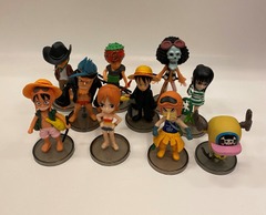 Small One Piece Figure - Clear Base